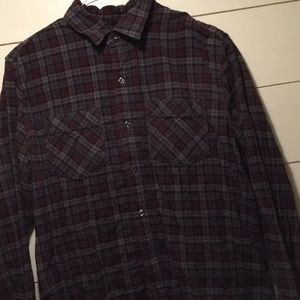 Converse Men’s Button up size Large